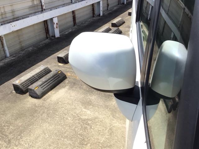 �L�x�ɍ݌ɂ���葵���Ă��܂��I�y�����Ԃ���~�j�o���A�Z�_���A�r�t�u�A�b��̃n�C�u���b�h�ԂȂǑ��X���ׂ��Ă���܂��I