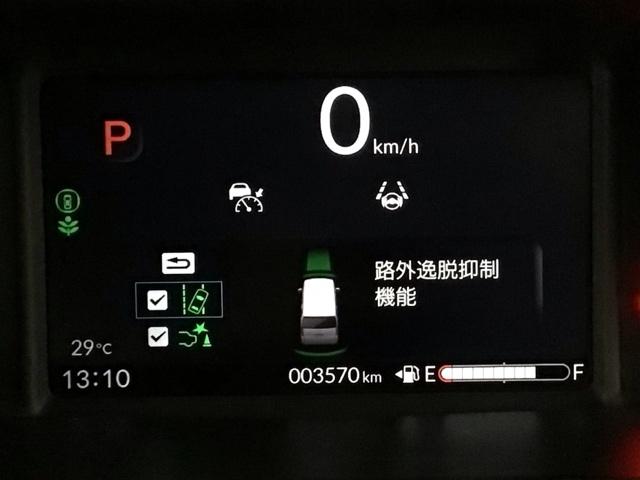 Ｎ－ＢＯＸカスタム ターボ　デモカーＵＰ・ＬＥＤ・フルセグ・メモリナビ・純正ＡＷ・ホンダＣＯＮＮＥＣＴ　イモビライザー　衝突被害軽減　ベンチシート　キーフリー　Ｐセンサー　ＥＳＣ　パワステ　両席エアバック　サイドエアバッグ（11枚目）