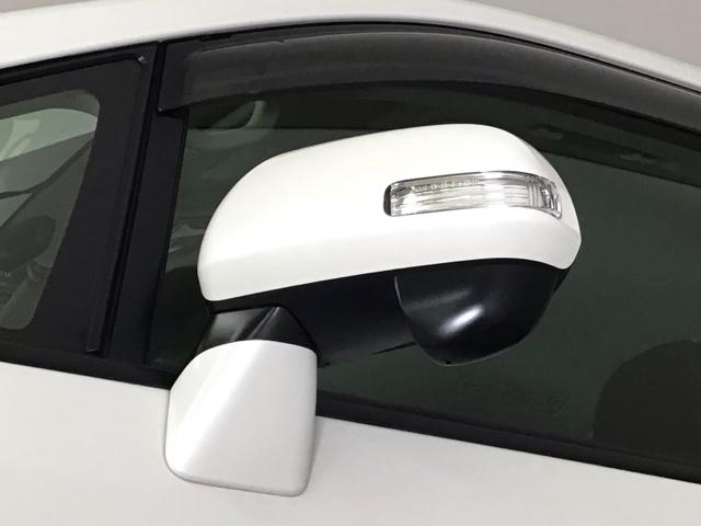 ノア Ｓｉ　ＨＩＤ・フルセグ・メモリナビ・バックカメラ・純正ＡＷ・シートヒーター・ＥＴＣ　キーフリー　Ｗエアバッグ　地デジ　ダブルエアコン　ＰＷ　フルオートエアコン　ＤＶＤ再生機能　ナビＴＶ　パワーステアリング（10枚目）