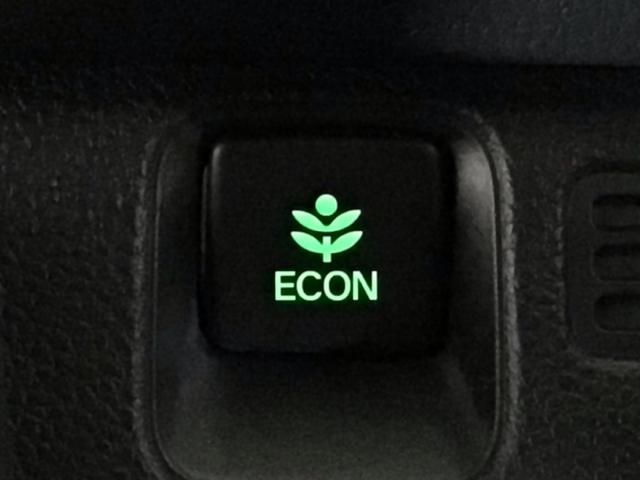 N-VAN L デモカーUP・LEDライト・メモリナビ・バックカメラ・両側スライドドア・ETC 横滑防止装置 CMBS セキュリティ 前席PW ナビTV ABS 地デジ キーレスリモコン ETC付き リアカメラ(11枚目)