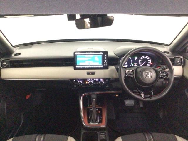 ヴェゼル ｅ：ＨＥＶＰＬａＹ　ＬＥＤ・フルセグ・メモリナビ・パノラマルーフ・純正ＡＷ・ホンダＣＯＮＮＥＣＴ　衝突被害軽減ブレーキ　カーテンエアバッグ　盗難防止装置　Ｐセンサー　ＡＢＳ　ＥＳＣ　フルオートエアコン　リアカメラ　ＥＴＣ（16枚目）