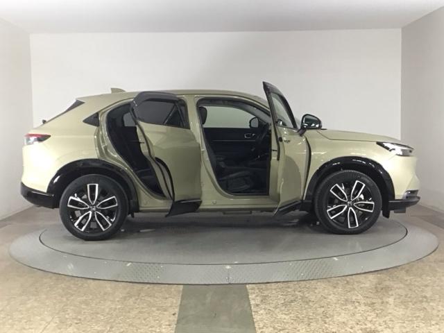 ヴェゼル e:HEVZ LED・フルセグ・メモリナビ・バックカメラ・純正AW・ホンダCONNECT 衝突回避支援ブレーキ機能 パノラミックビューモニター スマキ Pトランク フルオートエアコン エアバッグ 両席エアバック(31枚目)