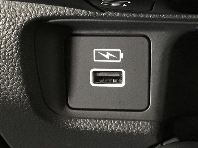 ヴェゼル ｅ：ＨＥＶＺ　ＬＥＤ・ホンダＣＯＮＮＥＣＴ・メモリナビ・バックカメラ・ＵＳＢポート・ＥＴＣ　衝突回避支援ブレーキ機能　スマキ　Ｐトランク　フルオートエアコン　エアバッグ　両席エアバック　Ｒカメ　パワーウィンドウ（26枚目）