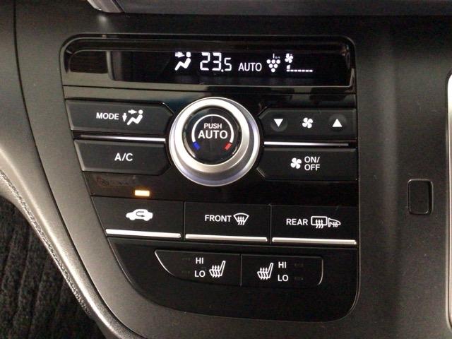 フリード+ クロスターブラックスタイル デモカーUP・LED・フルセグ・メモリナビ・バックカメラ・純正AW・ETC サイドエアバック 地デジフルセグ DVD 前後誤発進抑制 シートヒーター 両側電動スライドドア 助手席エアバッグ キーレス(18枚目)