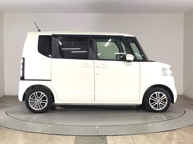 N-BOX GSSパッケージ CDチューナー・スマートキー・純正AW・両側電動ドア・ECOスイッチ W電動ドア Iストップ ブレーキサポート ダブルエアバック サイドカーテンエアバック スマートキー&プッシュスタート ベンチシ-ト(3枚目)