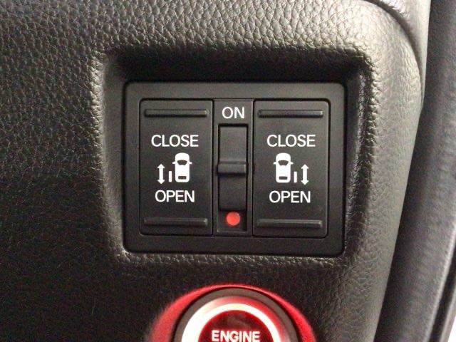 N-BOXカスタム Lターボ LED・フルセグ・メモリナビ・バックカメラ・純正AW・両側電動ドア・ETC 地デジチューナー 衝突軽減ブレーキサポート LEDヘッドライ ターボエンジン PS カーテンエアバック シートヒータ USB(9枚目)