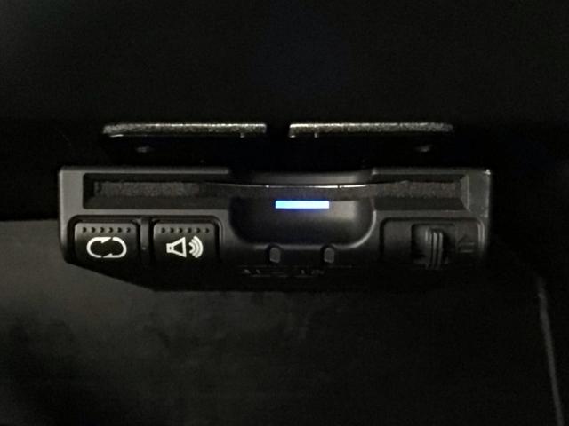 N-BOXカスタム 2トーンカラースタイルG・ターボLパッケージ HID・ワンセグ・メモリナビ・バックカメラ・純正AW・両側電動ドア・ETC キーレスエントリー パワーステアリング ナビTV 横滑り防止機能 パワーウィンドウ エアコン スマートキー ABS ターボ車(9枚目)