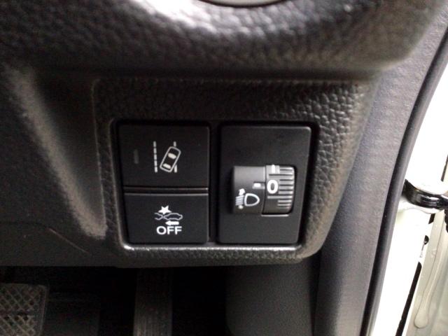 N-BOXカスタム L LED・フルセグ・メモリナビ・バックカメラ・純正AW・シートヒーター Pソナー サイドエアバッグ ナビTV ベンチシート キーフリーシステム LEDライト リアカメ クルーズコントロール AC ABS(7枚目)