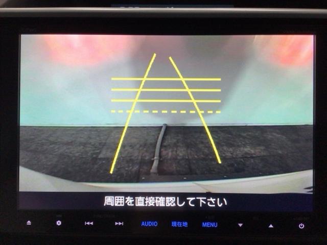 ステップワゴンスパーダ Z HID・フルセグ・メモリナビ・後席モニター・純正AW・両側電動ドア・ETC 横滑防止 イモビ USB接続 地デジTV バックモニタ- 3列シ-ト キーフリー パワーウィンド ETC付 ナビ・TV PS(8枚目)