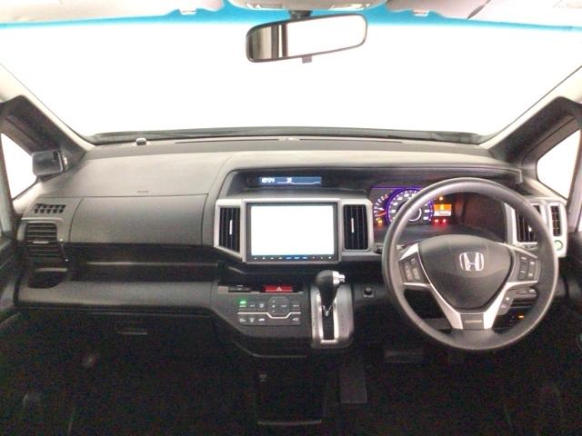 ステップワゴンスパーダ Z HID・フルセグ・メモリナビ・後席モニター・純正AW・両側電動ドア・ETC 横滑防止 イモビ USB接続 地デジTV バックモニタ- 3列シ-ト キーフリー パワーウィンド ETC付 ナビ・TV PS(16枚目)