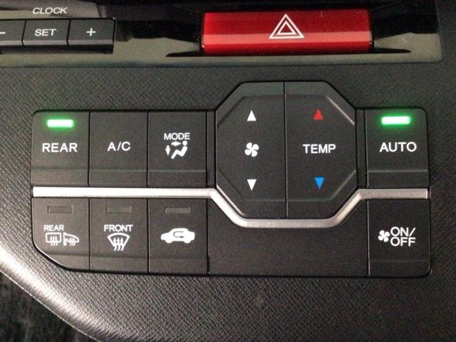 ステップワゴンスパーダ Z HID・フルセグ・メモリナビ・後席モニター・純正AW・両側電動ドア・ETC 横滑防止 イモビ USB接続 地デジTV バックモニタ- 3列シ-ト キーフリー パワーウィンド ETC付 ナビ・TV PS(18枚目)