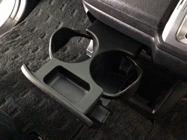 ステップワゴンスパーダ Z HID・フルセグ・メモリナビ・後席モニター・純正AW・両側電動ドア・ETC 横滑防止 イモビ USB接続 地デジTV バックモニタ- 3列シ-ト キーフリー パワーウィンド ETC付 ナビ・TV PS(25枚目)
