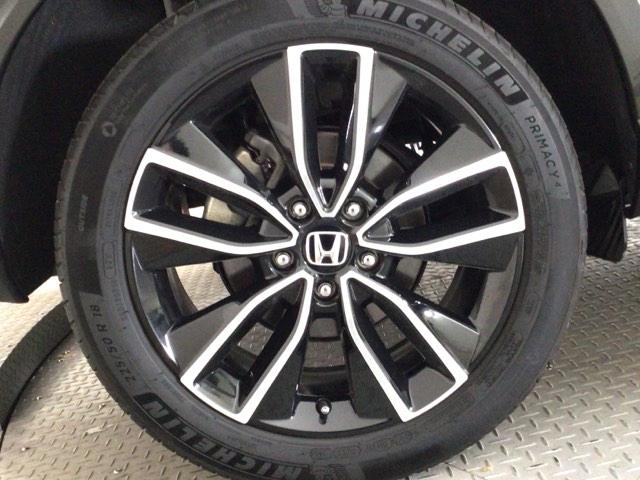 ヴェゼル ｅ：ＨＥＶＺ　ＬＥＤ・フルセグ・メモリナビ・バックカメラ・純正ＡＷ・ホンダＣＯＮＮＥＣＴ　衝突回避支援ブレーキ機能　スマキ　Ｐトランク　フルオートエアコン　エアバッグ　両席エアバック　Ｒカメ　パワーウィンドウ（12枚目）