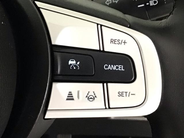 フィット ｅ：ＨＥＶホーム　ＬＥＤ・ホンダＣＯＮＮＥＣＴ・メモリナビ・バックカメラ・ＵＳＢポート・ＥＴＣ　前後誤発進抑制機能　クリソナ　助手席エアバッグ　運転席エアバッグ　ＬＥＤライト　ＵＳＢ接続　ＡＢＳ　サイドエアバッグ（5枚目）