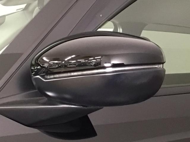 フィット ｅ：ＨＥＶホーム　ＬＥＤ・ホンダＣＯＮＮＥＣＴ・メモリナビ・バックカメラ・ＵＳＢポート・ＥＴＣ　前後誤発進抑制機能　クリソナ　助手席エアバッグ　運転席エアバッグ　ＬＥＤライト　ＵＳＢ接続　ＡＢＳ　サイドエアバッグ（24枚目）