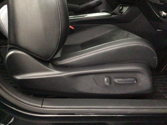 シビック ｅ：ＨＥＶＥＸ　デモカーＵＰ・ＬＥＤ・フルセグ・メモリナビ・純正ＡＷ・ホンダＣＯＮＮＥＣＴ　衝突被害軽減ブレーキ　Ｂカメラ　シートヒーター　ＥＴＣ　ＬＥＤヘッドライト　サイドカーテンエアバック　サンルーフ　ＥＳＣ（23枚目）