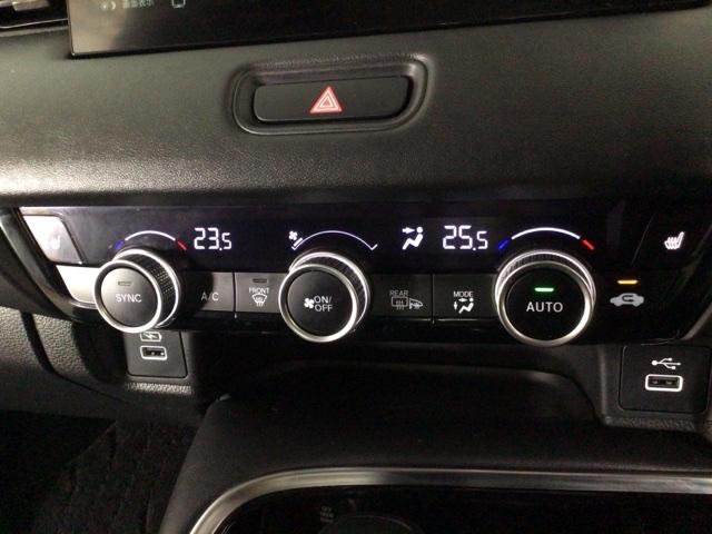 ヴェゼル ｅ：ＨＥＶＺ　ＬＥＤ・フルセグ・メモリナビ・バックカメラ・純正ＡＷ・ホンダＣＯＮＮＥＣＴ　衝突回避支援ブレーキ機能　スマキ　Ｐトランク　フルオートエアコン　エアバッグ　両席エアバック　Ｒカメ　パワーウィンドウ（18枚目）