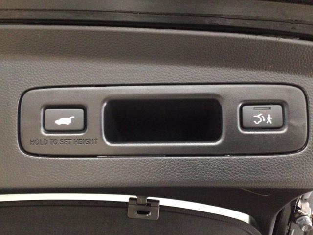 ヴェゼル ｅ：ＨＥＶＺ　ＬＥＤ・フルセグ・メモリナビ・バックカメラ・純正ＡＷ・ホンダＣＯＮＮＥＣＴ　衝突回避支援ブレーキ機能　スマキ　Ｐトランク　フルオートエアコン　エアバッグ　両席エアバック　Ｒカメ　パワーウィンドウ（23枚目）