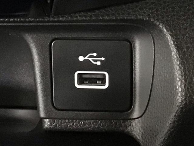 ヴェゼル ｅ：ＨＥＶＺ　ＬＥＤ・フルセグ・メモリナビ・バックカメラ・純正ＡＷ・ホンダＣＯＮＮＥＣＴ　衝突回避支援ブレーキ機能　スマキ　Ｐトランク　フルオートエアコン　エアバッグ　両席エアバック　Ｒカメ　パワーウィンドウ（25枚目）