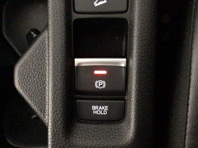 ヴェゼル ｅ：ＨＥＶＺ　ＬＥＤ・フルセグ・メモリナビ・バックカメラ・純正ＡＷ・ホンダＣＯＮＮＥＣＴ　衝突回避支援ブレーキ機能　スマキ　Ｐトランク　フルオートエアコン　エアバッグ　両席エアバック　Ｒカメ　パワーウィンドウ（28枚目）