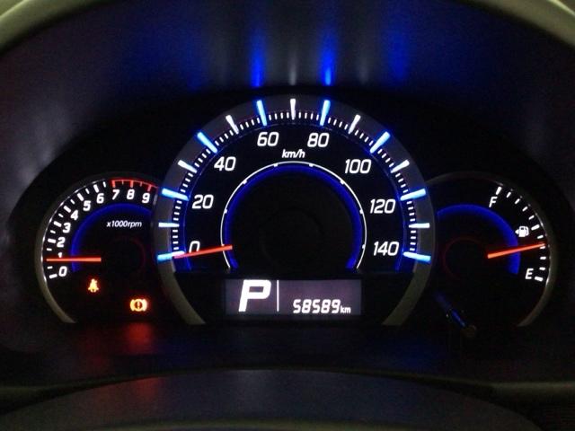 ワゴンＲスティングレー Ｘ　ＨＩＤ・ワンセグ・メモリナビ・ＤＶＤ・スマートキー・純正ＡＷ・ＥＴＣ　ナビテレビ　ＥＴＣ付　スマートキープッシュスタート　ワンセグＴＶ　ＤＶＤ再生可　ベンチ　ＡＢＳ付　運転席エアバッグ　パワステ　ＰＷ（11枚目）