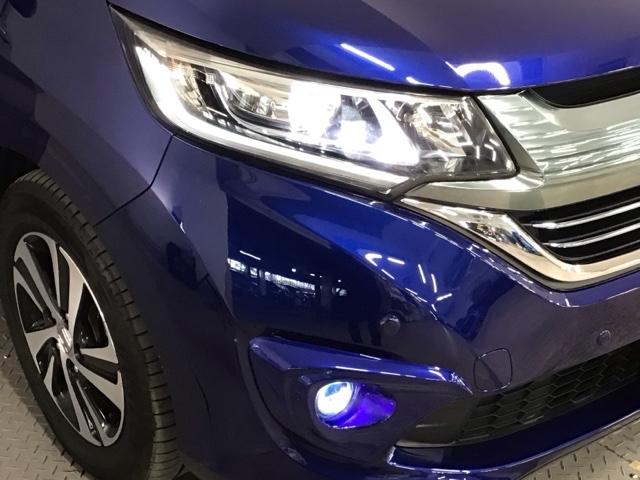 フリードハイブリッド ハイブリッド・EX LED・フルセグ・メモリナビ・バックカメラ・純正AW・シートヒーター・ETC 地デジフルセグTV シ-トヒ-タ- リヤカメラ LEDライト フルオートエアコン ABS DVD再生可 ウォークスルー(3枚目)