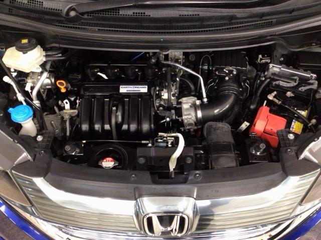 フリードハイブリッド ハイブリッド・EX LED・フルセグ・メモリナビ・バックカメラ・純正AW・シートヒーター・ETC 地デジフルセグTV シ-トヒ-タ- リヤカメラ LEDライト フルオートエアコン ABS DVD再生可 ウォークスルー(20枚目)