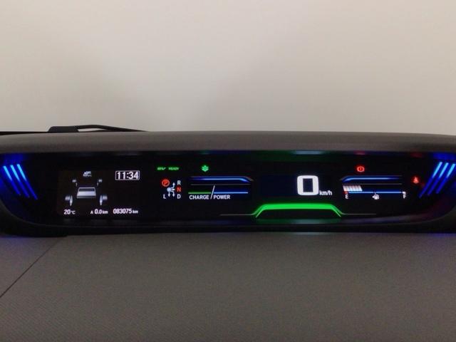 フリードハイブリッド ハイブリッド・EX LED・フルセグ・メモリナビ・バックカメラ・純正AW・シートヒーター・ETC 地デジフルセグTV シ-トヒ-タ- リヤカメラ LEDライト フルオートエアコン ABS DVD再生可 ウォークスルー(22枚目)