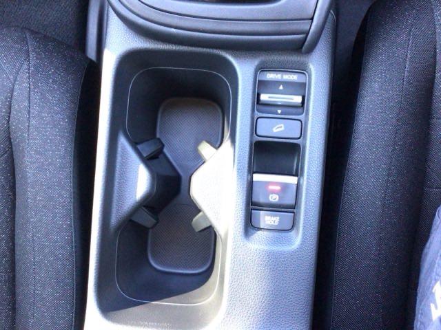 ヴェゼル ｅ：ＨＥＶＸ　ＬＥＤ・フルセグ・メモリナビ・バックカメラ・純正ＡＷ・障害物センサー・ＥＴＣ　前後障害物センサー　ＡＡＣ　イモビライザー　スマ－トキ－　誤発進抑制　ＰＷ　リアカメラ　クルコン　ＥＳＣ　ＥＴＣ装備　ＰＳ（9枚目）