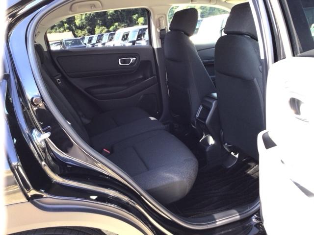 ヴェゼル ｅ：ＨＥＶＸ　ＬＥＤ・フルセグ・メモリナビ・バックカメラ・純正ＡＷ・障害物センサー・ＥＴＣ　前後障害物センサー　ＡＡＣ　イモビライザー　スマ－トキ－　誤発進抑制　ＰＷ　リアカメラ　クルコン　ＥＳＣ　ＥＴＣ装備　ＰＳ（14枚目）