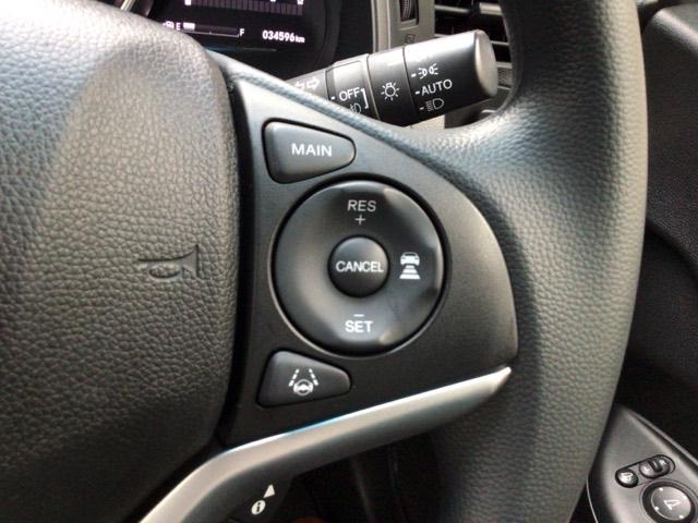 フィット １３Ｇ・Ｌホンダセンシング　ＬＥＤ・ワンセグ・メモリナビ・ＤＶＤ・バックカメラ・ＥＣＯＮスイッチ・ＥＴＣ　ＥＴＣ車載器　ＤＶＤ再生可　ナビ＆ＴＶ　サイドカーテンエアバック　ＵＳＢ　リアカメラ　エアバック　パワーウインドウ　ＶＳＡ（6枚目）