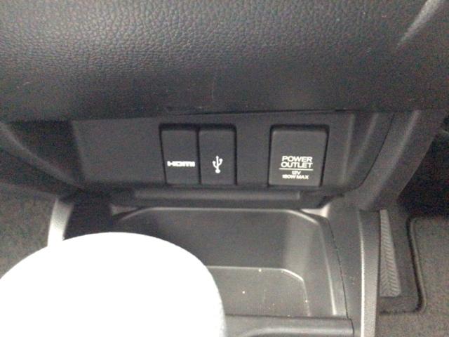 フィット １３Ｇ・Ｌホンダセンシング　ＬＥＤ・ワンセグ・メモリナビ・ＤＶＤ・バックカメラ・ＥＣＯＮスイッチ・ＥＴＣ　ＥＴＣ車載器　ＤＶＤ再生可　ナビ＆ＴＶ　サイドカーテンエアバック　ＵＳＢ　リアカメラ　エアバック　パワーウインドウ　ＶＳＡ（9枚目）