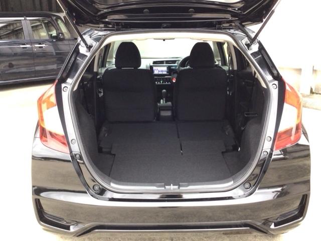 フィット １３Ｇ・Ｌホンダセンシング　ＬＥＤ・ワンセグ・メモリナビ・ＤＶＤ・バックカメラ・ＥＣＯＮスイッチ・ＥＴＣ　ＥＴＣ車載器　ＤＶＤ再生可　ナビ＆ＴＶ　サイドカーテンエアバック　ＵＳＢ　リアカメラ　エアバック　パワーウインドウ　ＶＳＡ（21枚目）