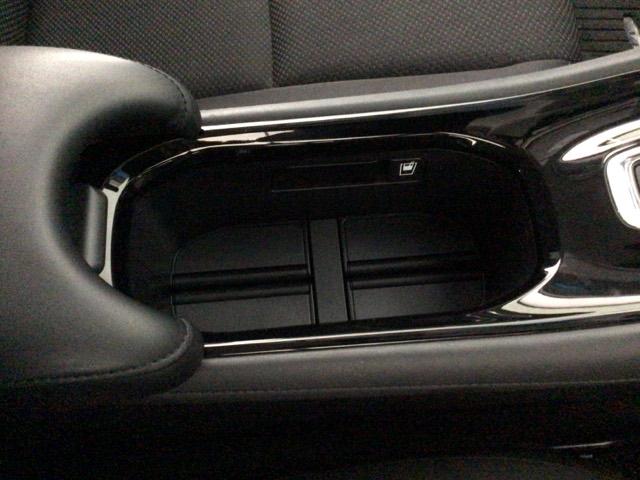 掲載されている写真以外も見てみたい、車の状態を詳しく聞きたいなど、お気軽にお問い合わせください！