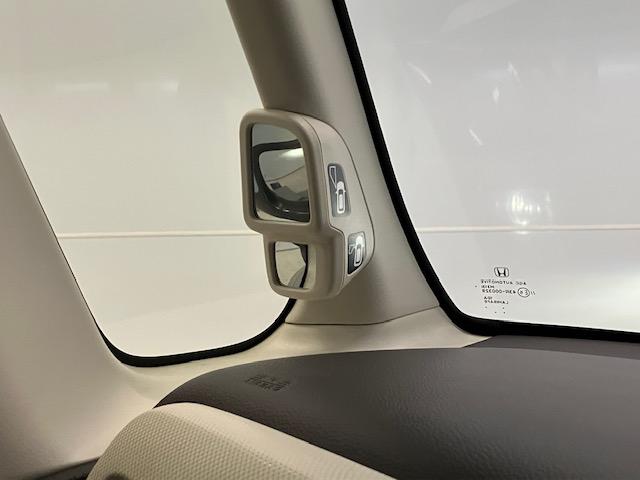 Ｎ－ＢＯＸ Ｇ・Ｌホンダセンシング　ＬＥＤ・フルセグ・メモリナビ・ＤＶＤ・バックカメラ・シートヒーター・ＥＴＣ　Ｗ電動ドア　レーダブレーキ　Ｓヒータ　Ａストップ　カーテンエアバック　ＥＳＣ　キーフリーシステム　ＬＥＤライト　フルセグ対応（25枚目）