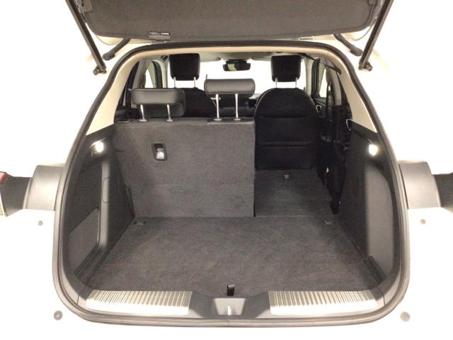 ヴェゼル ｅ：ＨＥＶＺ　ＬＥＤ・フルセグ・メモリナビ・バックカメラ・純正ＡＷ・ホンダＣＯＮＮＥＣＴ　衝突回避支援ブレーキ機能　パノラミックビューモニター　スマキ　Ｐトランク　フルオートエアコン　エアバッグ　両席エアバック（13枚目）