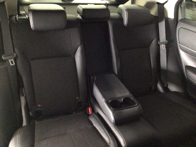 ヴェゼル ｅ：ＨＥＶＺ　ＬＥＤ・フルセグ・メモリナビ・バックカメラ・純正ＡＷ・ホンダＣＯＮＮＥＣＴ　衝突回避支援ブレーキ機能　パノラミックビューモニター　スマキ　Ｐトランク　フルオートエアコン　エアバッグ　両席エアバック（14枚目）