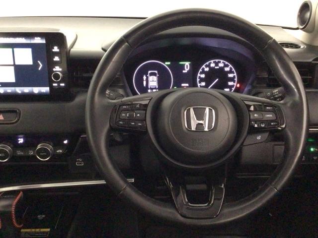 ヴェゼル ｅ：ＨＥＶＺ　ＬＥＤ・フルセグ・メモリナビ・バックカメラ・純正ＡＷ・ホンダＣＯＮＮＥＣＴ　衝突回避支援ブレーキ機能　パノラミックビューモニター　スマキ　Ｐトランク　フルオートエアコン　エアバッグ　両席エアバック（17枚目）