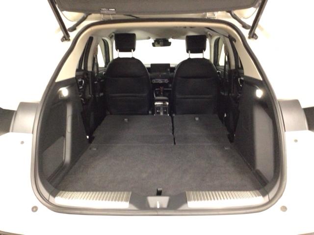 ヴェゼル ｅ：ＨＥＶＺ　ＬＥＤ・フルセグ・メモリナビ・バックカメラ・純正ＡＷ・ホンダＣＯＮＮＥＣＴ　衝突回避支援ブレーキ機能　パノラミックビューモニター　スマキ　Ｐトランク　フルオートエアコン　エアバッグ　両席エアバック（22枚目）