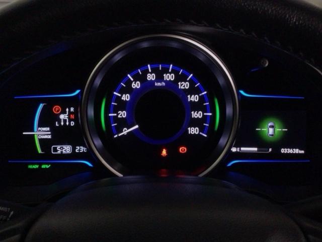 フィットハイブリッド Ｌパッケージ　ＬＥＤ・フルセグ・メモリナビ・ＤＶＤ・バックカメラ・ＥＣＯＮスイッチ・ＥＴＣ　ナビ＆ＴＶ　地デジフルセグＴＶ　サイドエアバック　ＤＶＤ再生　オートクルーズコントロール　イモビライザー　ＥＳＣ　ＡＢＳ（12枚目）