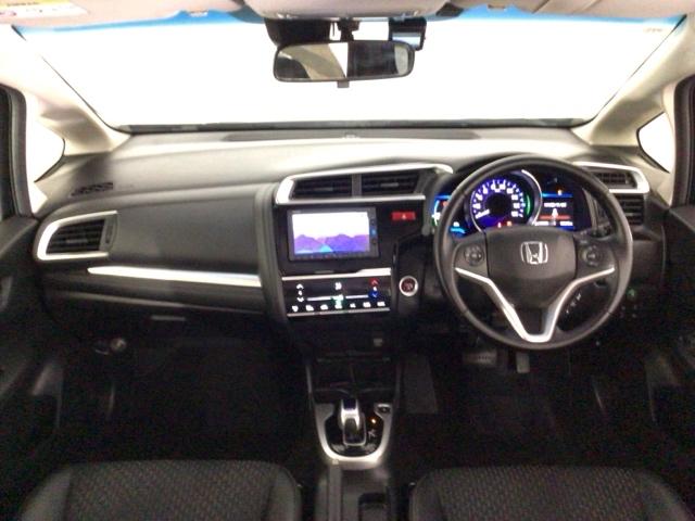 フィットハイブリッド Ｌパッケージ　ＬＥＤ・フルセグ・メモリナビ・ＤＶＤ・バックカメラ・ＥＣＯＮスイッチ・ＥＴＣ　ナビ＆ＴＶ　地デジフルセグＴＶ　サイドエアバック　ＤＶＤ再生　オートクルーズコントロール　イモビライザー　ＥＳＣ　ＡＢＳ（16枚目）