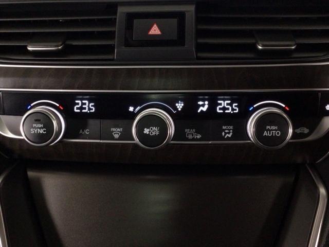 アコード ＥＸ　ＬＥＤ・フルセグ・メモリナビ・サンルーフ・純正ＡＷ・シートヒーター・ＥＴＣ　カーテンエアバッグ　イモビ　追突軽減ブレーキ　オートエアコン　ＬＥＤヘッドライト　パワ－シ－ト　横滑り防止装置　スマキー（18枚目）