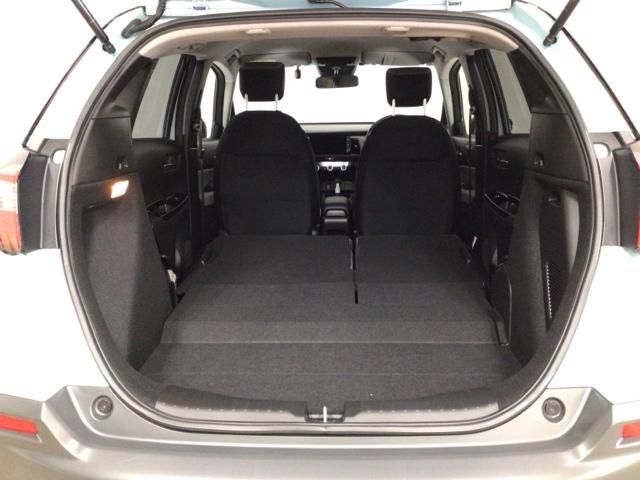 フィット ｅ：ＨＥＶクロスター　ＬＥＤ・フルセグ・メモリナビ・バックカメラ・純正ＡＷ・ホンダＣＯＮＮＥＣＴ　衝突回避システム　フルオートエアコン　前後センサー　ＬＥＤランプ　エアバッグ　サイドエアバック　地デジ　ＶＳＡ　ＥＴＣ（22枚目）