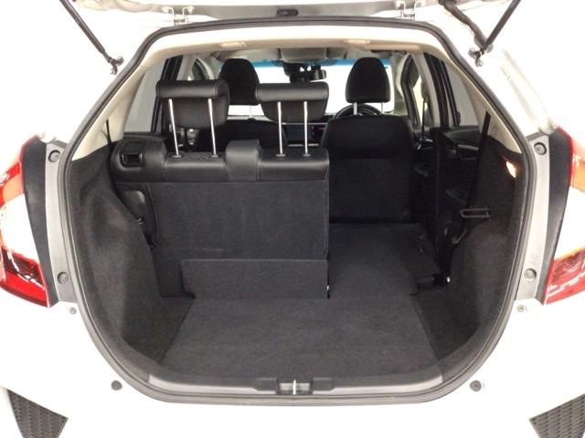 フィット 13G・Lパッケージファインエディション LED・フルセグ・メモリナビ・DVD・バックカメラ・ECONスイッチ・ETC LEDヘットライト クルコン Aストップ Bモニター サイドカーテンエアバック キーレス パワーウインドウ 横滑り防止装置(13枚目)