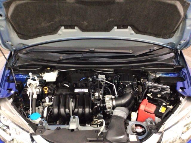 フィットハイブリッド Lパッケージ LED・フルセグ・メモリナビ・DVD・バックカメラ・ECONスイッチ・ETC ナビ&TV 地デジフルセグTV サイドエアバック DVD再生 オートクルーズコントロール イモビライザー ESC ABS(20枚目)