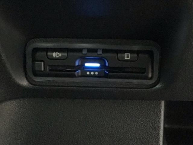 【ＥＴＣ車載器】もはや必須アイテムのＥＴＣを搭載！高速道路のご利用時にとても便利！わずらわしい料金所での現金支払いが不要となりスムーズに通過できます♪