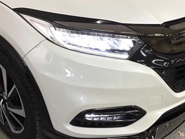ヴェゼル RS・ホンダセンシング LED・フルセグ・メモリナビ・バックカメラ・シートヒーター・純正AW・ETC 盗難防止 バックモニター サイドエアバック スマ-トキ- LEDライト 地デジTV フルオートエアコン DVD ナビ&TV(3枚目)
