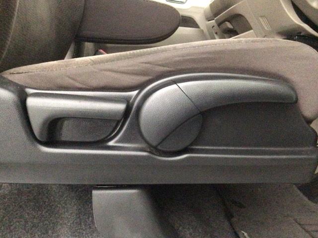 Ｎ－ＷＧＮ Ｇコンフォートパッケージ　ＨＩＤ・衝突軽減ブレーキ・ワンセグ・メモリナビ・ＤＶＤ・バックカメラ・ＥＴＣ　横滑り防止システム　追突軽減ブレーキ　ワンセグＴＶ　スマートキー　シートヒーター　オートエアコン　ベンチシート　パワステ（11枚目）