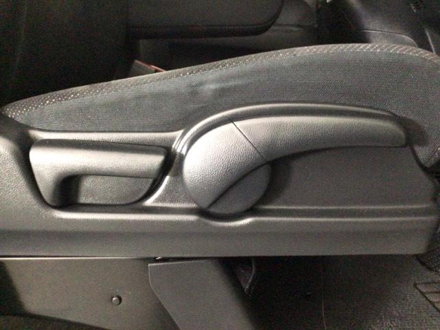 N-BOX G・Lパッケージ スマートキー・ワンセグ・メモリナビ・CD・バックカメラ・片側電動ドア・ETC I-STOP ベンチ席 カラーバックモニター 全席PW ナビテレビ 1セグ AAC 横滑り防止 ABS キーレスE(10枚目)