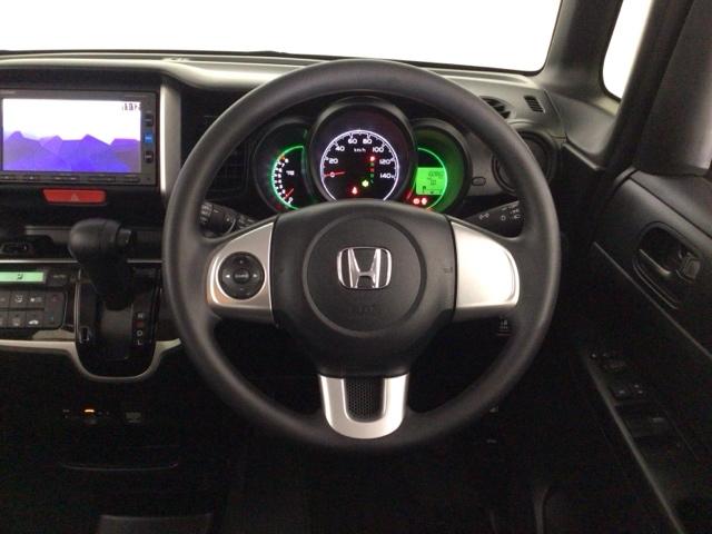 N-BOX G・Lパッケージ スマートキー・ワンセグ・メモリナビ・CD・バックカメラ・片側電動ドア・ETC I-STOP ベンチ席 カラーバックモニター 全席PW ナビテレビ 1セグ AAC 横滑り防止 ABS キーレスE(17枚目)